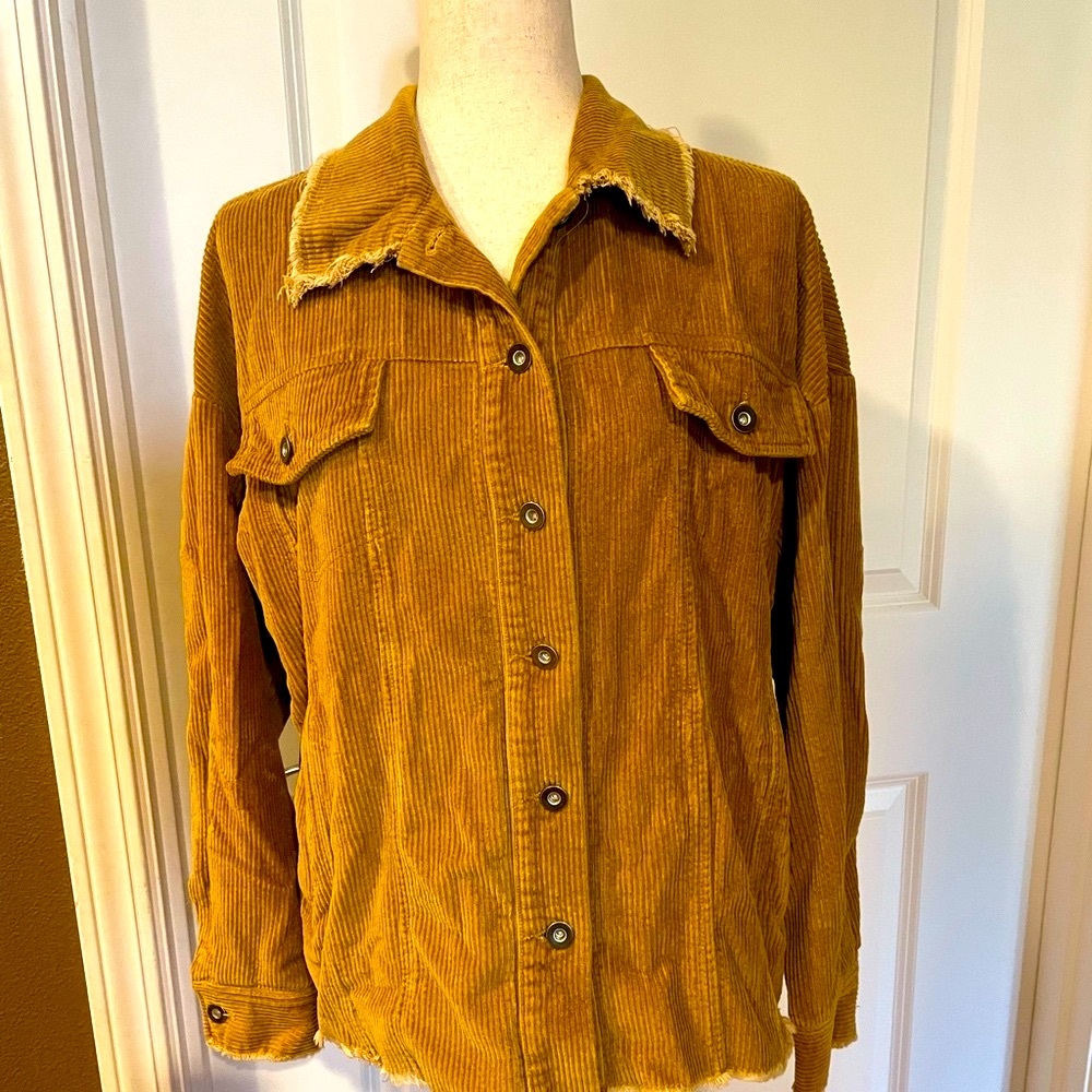 Women’s cropped corduroy jacket small